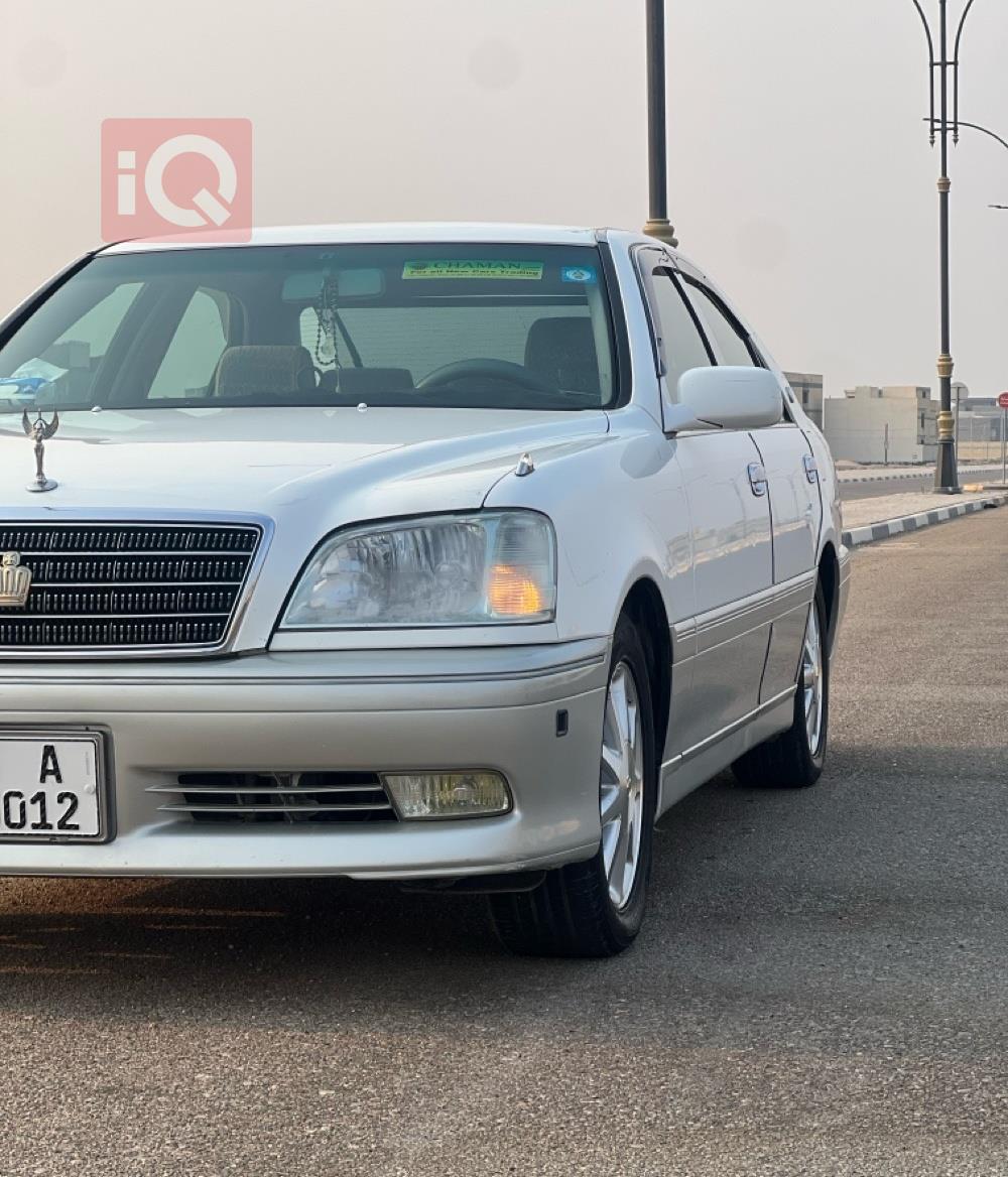 تويوتا كراون